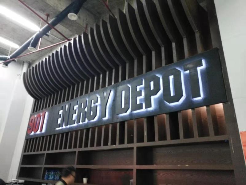 前臺(tái)發(fā)光招牌字